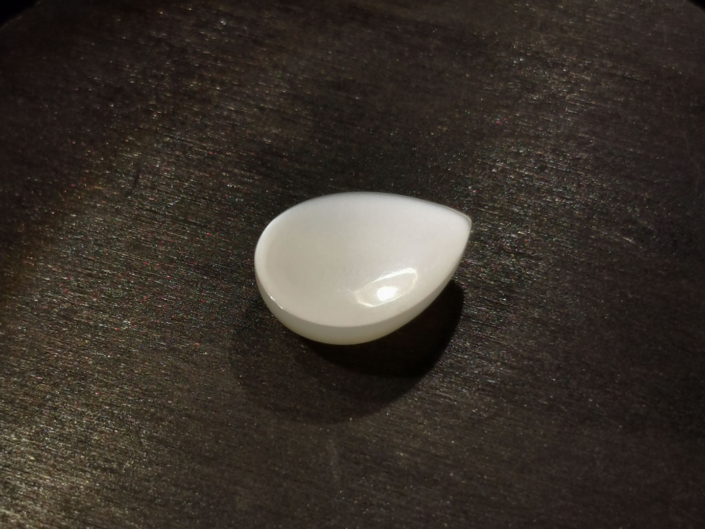 Adularia Pietra di Luna taglio goccia cabochon 7,73 ct