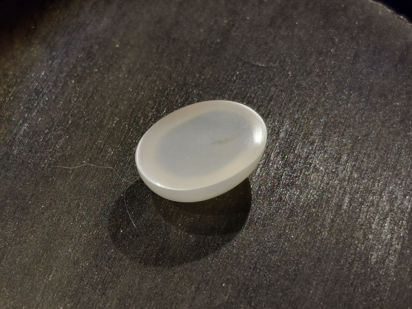 Adularia Pietra di Luna taglio ovale cabochon 9,56 ct