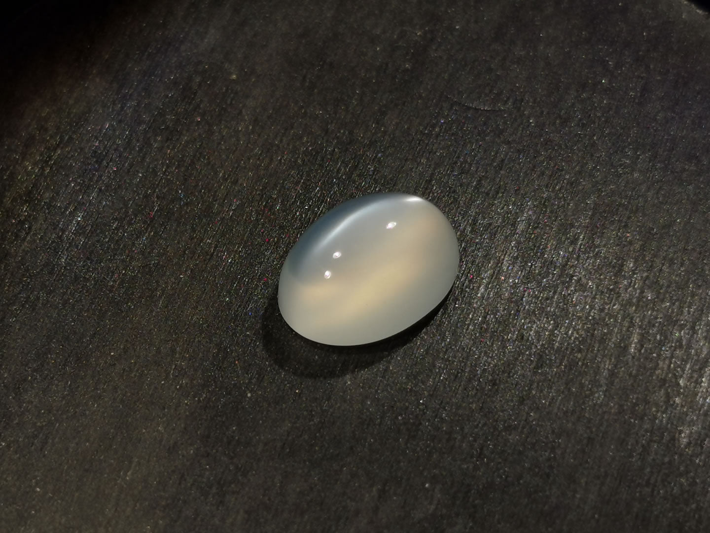 Adularia Pietra di Luna taglio ovale cabochon 6,39 ct