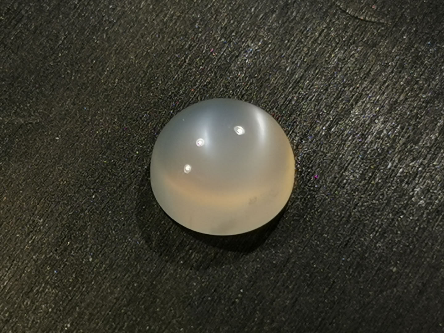 Adularia Pietra di Luna taglio rotondo cabochon 5,62 ct