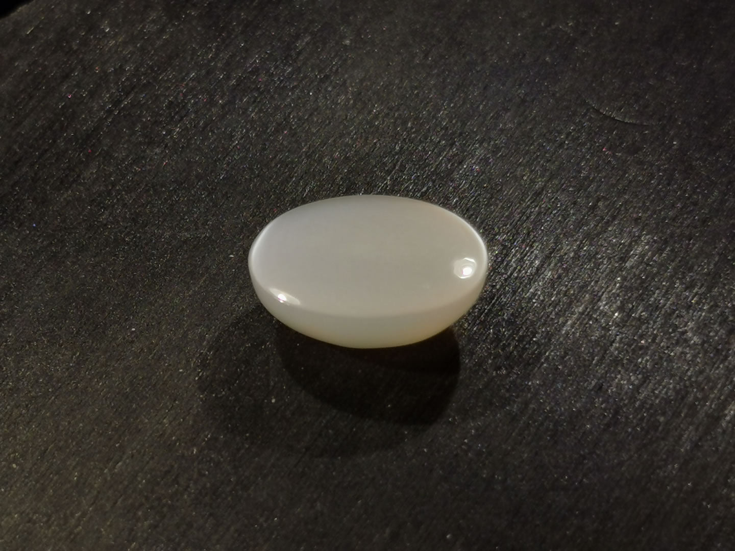 Adularia Pietra di Luna taglio ovale cabochon 6,15 ct