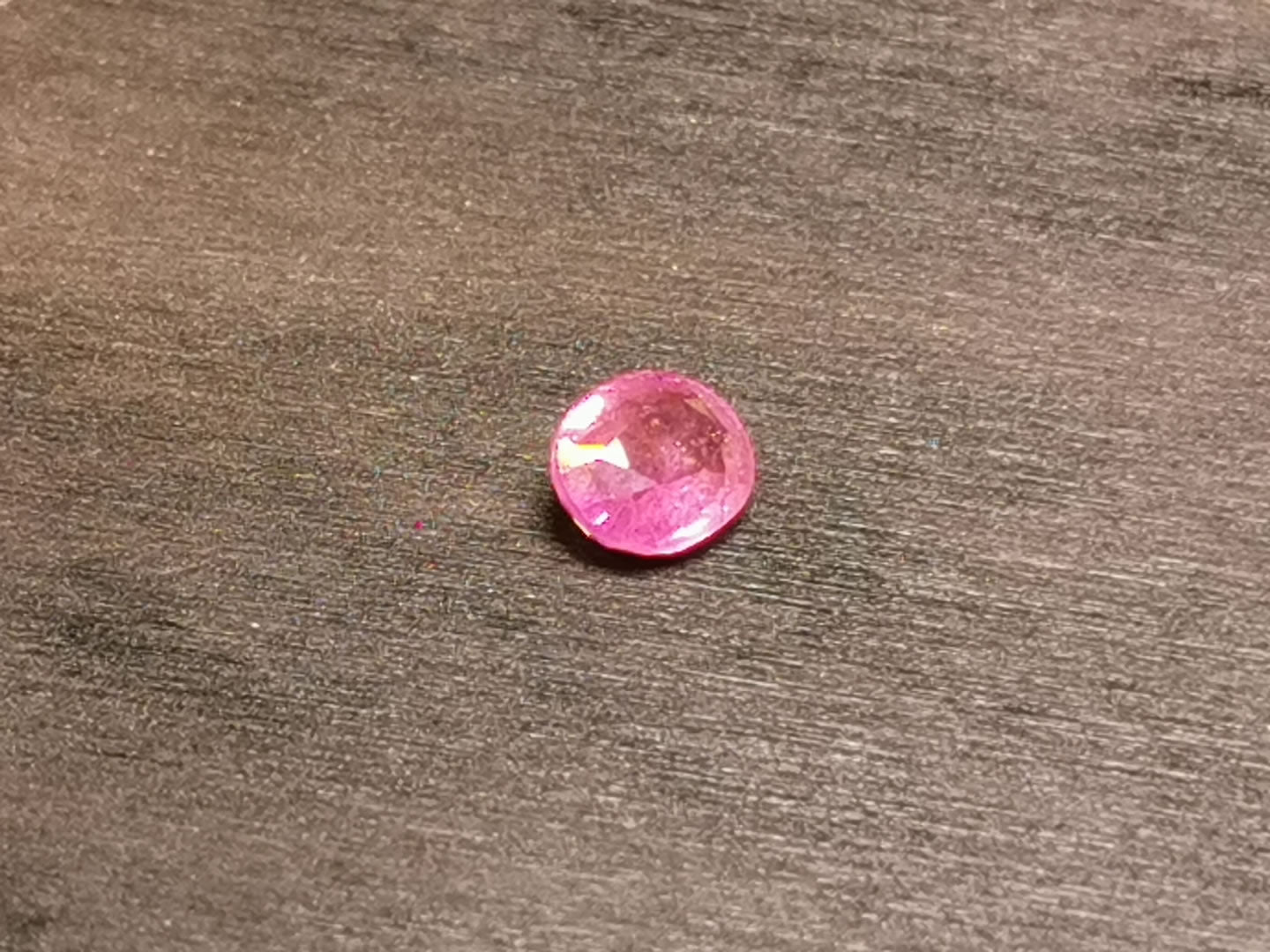 Zaffiro rosa taglio ovale 1,81 ct