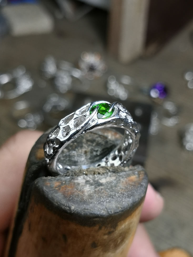 "BioBand" con Diopside Ovale