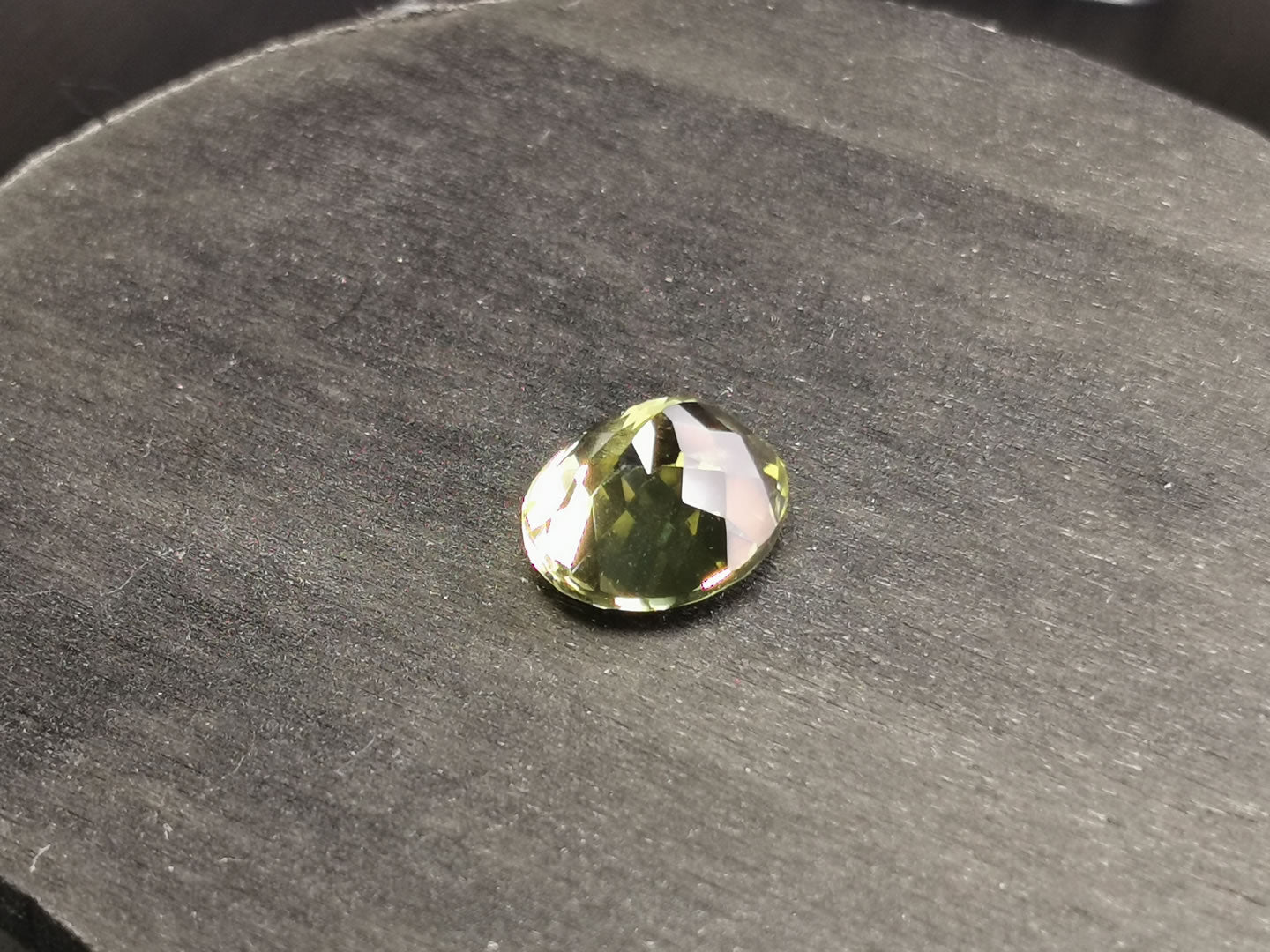 Quarzo Lemon taglio ovale 5,86 ct