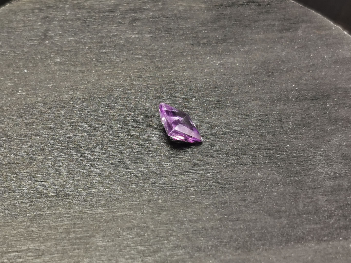 Ametista taglio carrè 0,96 ct