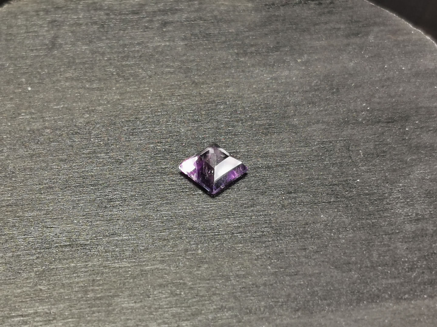 Ametista taglio carrè 0,96 ct
