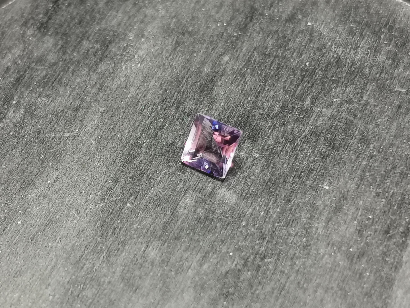 Ametista taglio carrè 1,10 ct