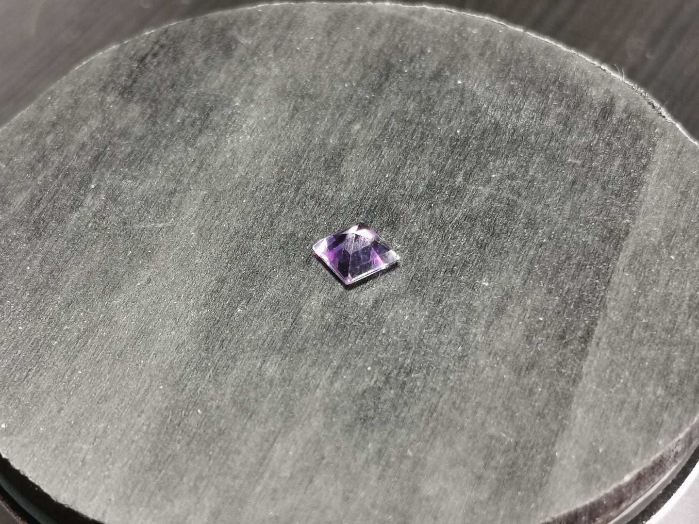 Ametista taglio carrè 0,90 ct