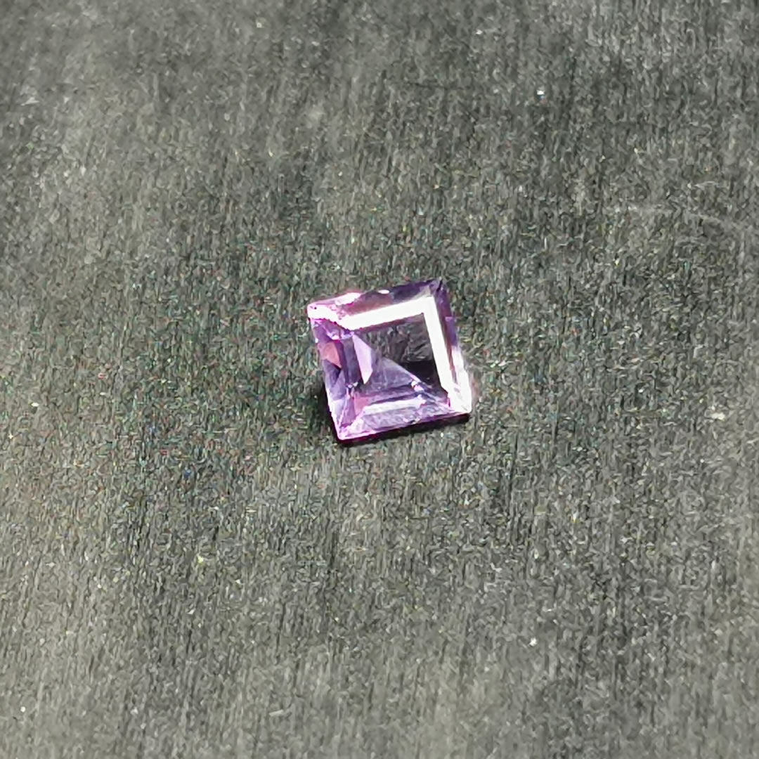Ametista taglio carrè 0,90 ct
