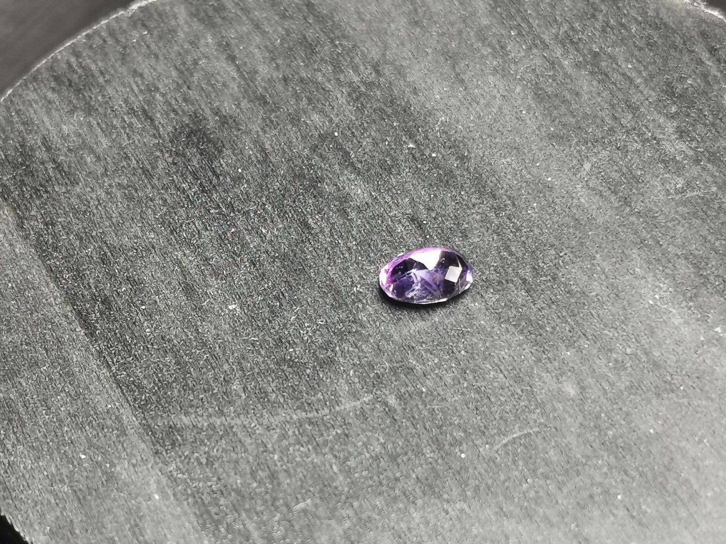 Ametista taglio ovale 0,81 ct