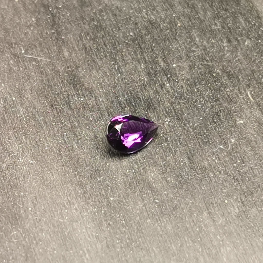 Ametista taglio goccia 0,62 ct