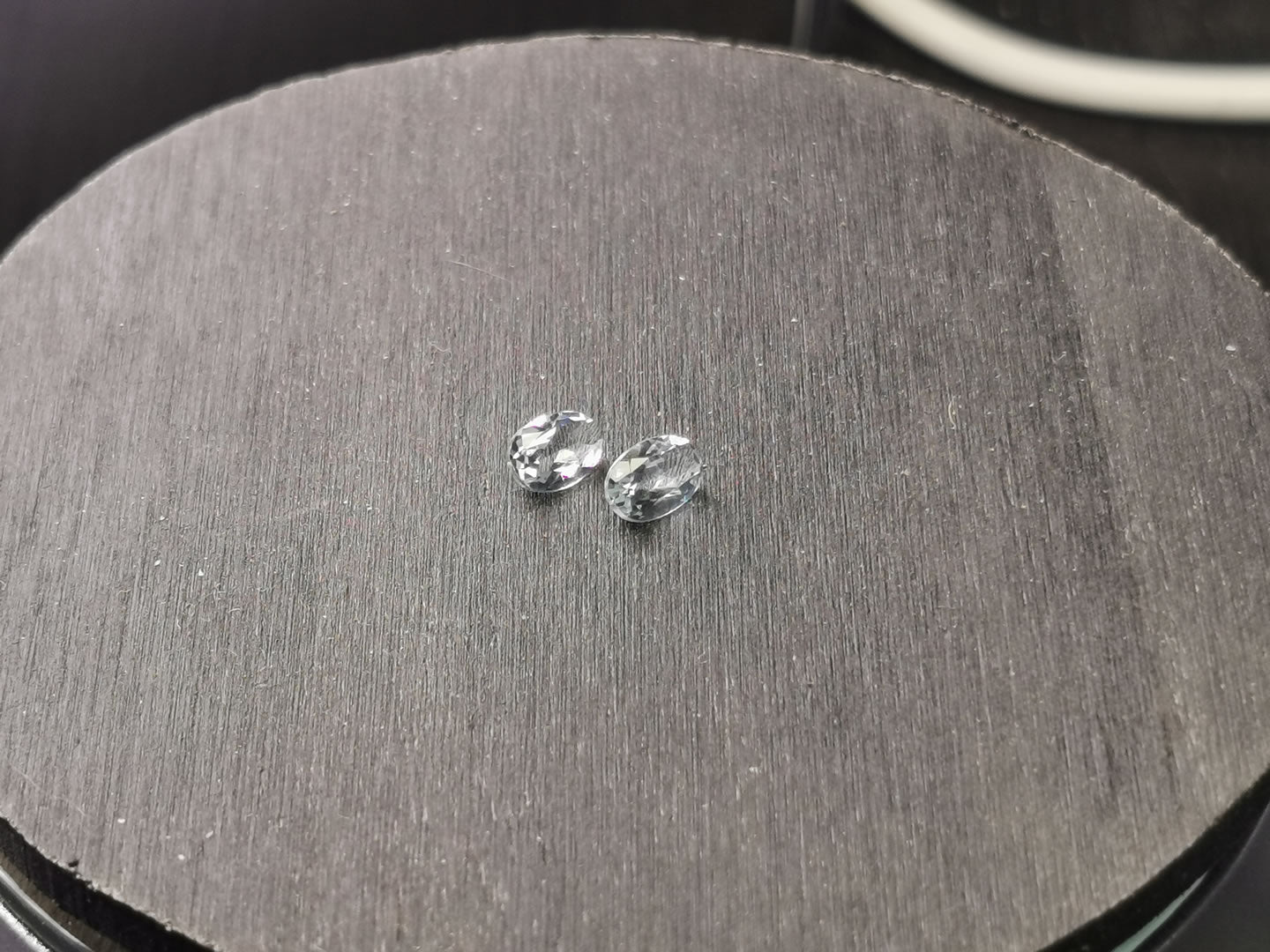 Coppia di Acquamarine taglio ovale 0,63 ct totali
