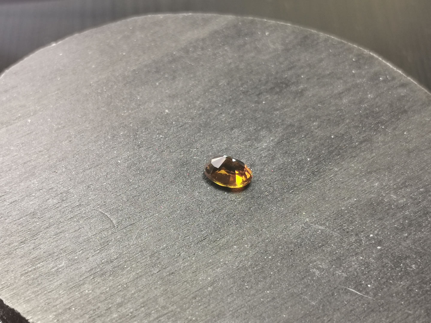 Tormalina taglio ovale 0,96 ct