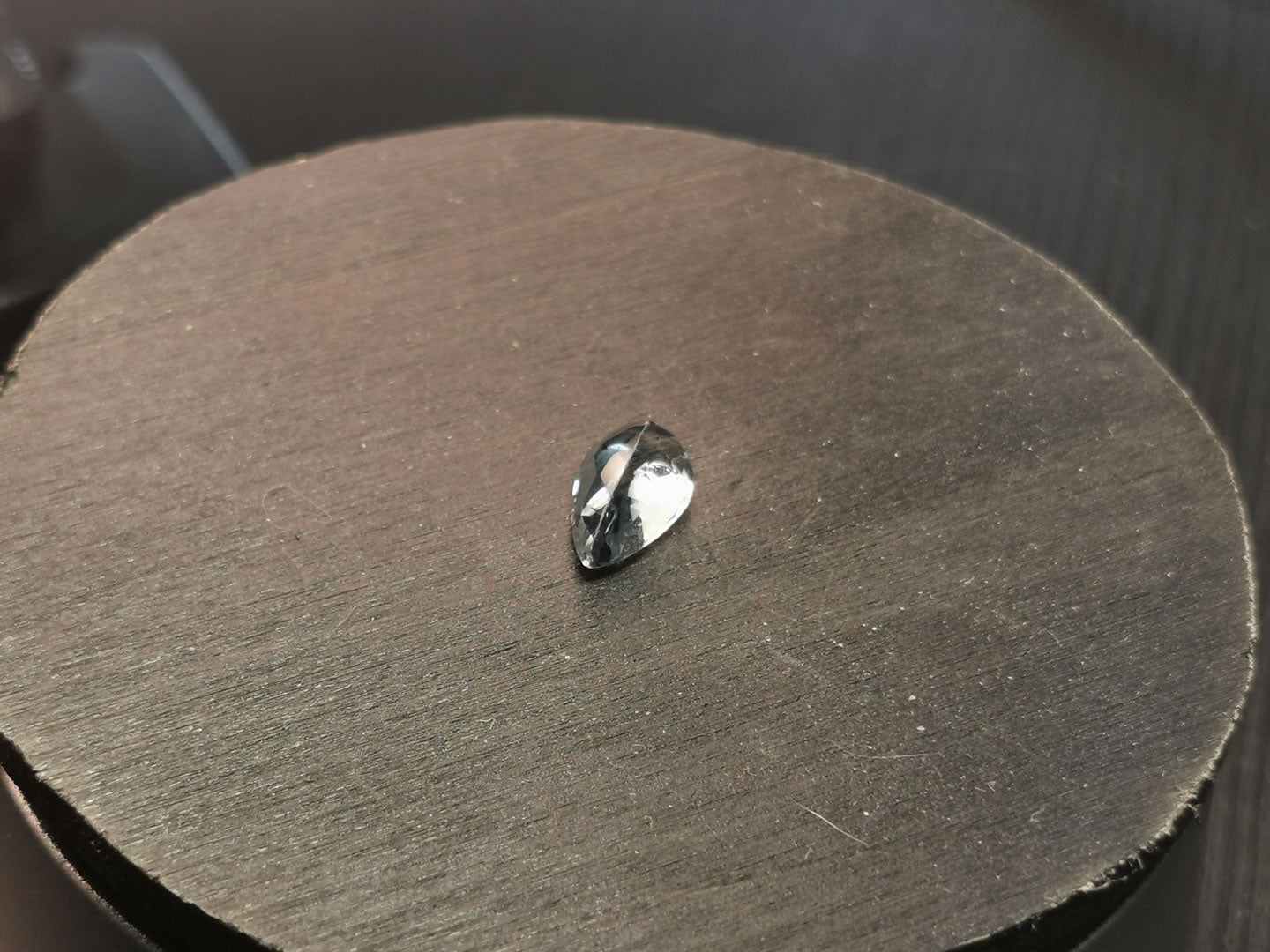 Topazio azzurro taglio goccia 3,09 ct