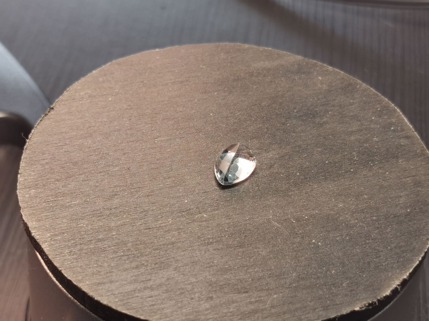 Topazio azzurro taglio goccia 2,89 ct