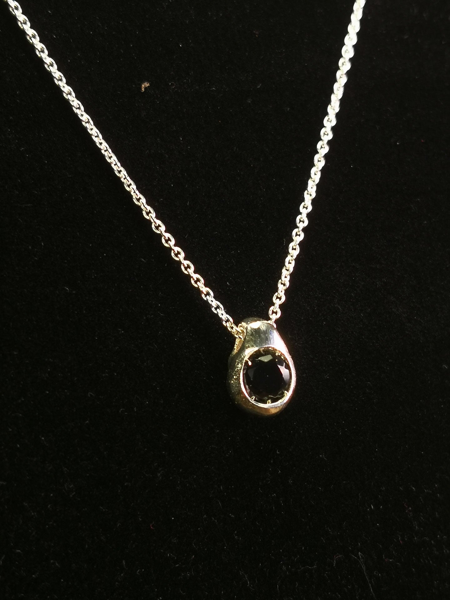 Ciottolo in Argento con Onice Nero Tondo