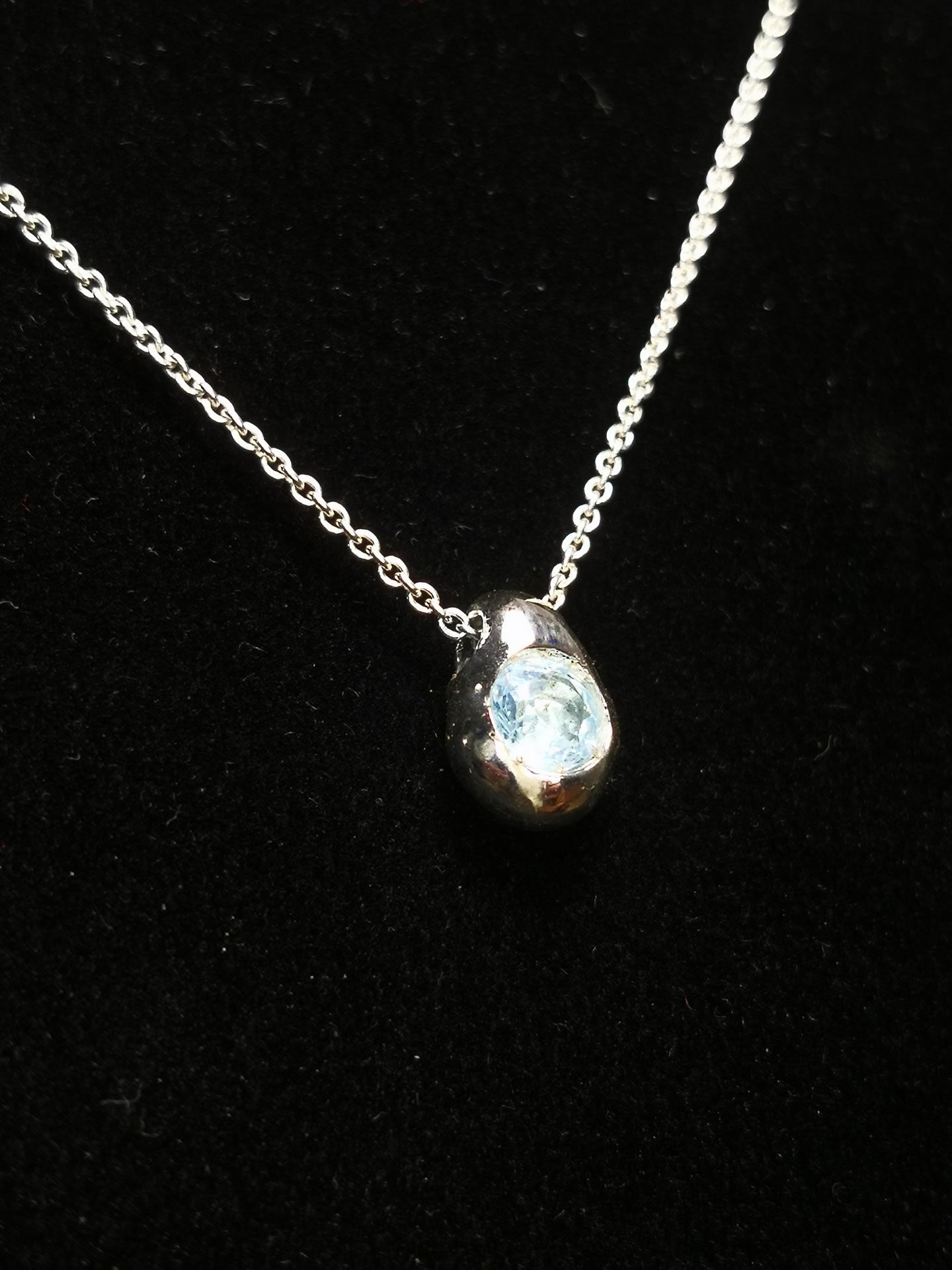 Ciottolo in Argento con Topazio Sky Blue Tondo
