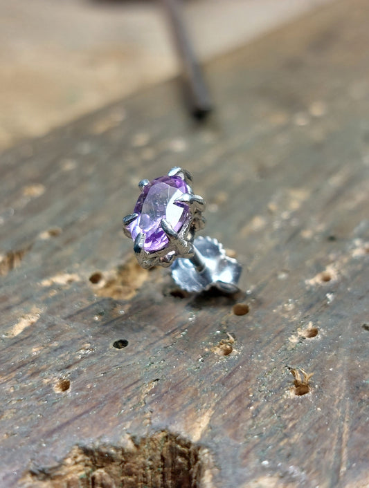 Orecchino "Granelli" con Ametista Chiara - Sfaccettato Ovale - 6x4mm
