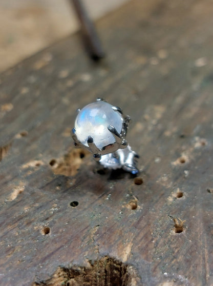 Orecchino "Granelli" con Labradorite Moonstone - Cabochon Tondo - 6mm