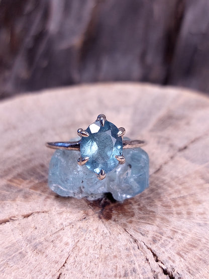 Anello "Granelli" con Acquamarina "Moss" Ovale