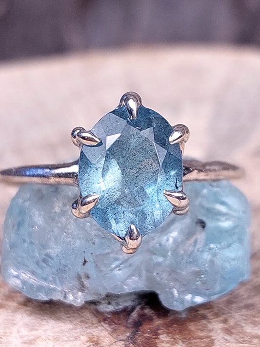 Anello "Granelli" con Acquamarina "Moss" Ovale