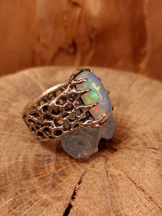 Anello "BioBand" custom con Topazio Opale Etiope Cabochon