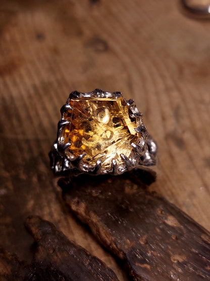 Fascia "Bioband" con Citrino tagliato a mano della serie "Riflessi"