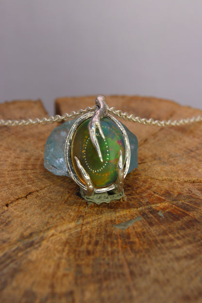 Ciondolo "Radici" con opale etiope ovale
