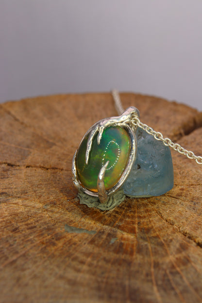 Ciondolo "Radici" con opale etiope ovale