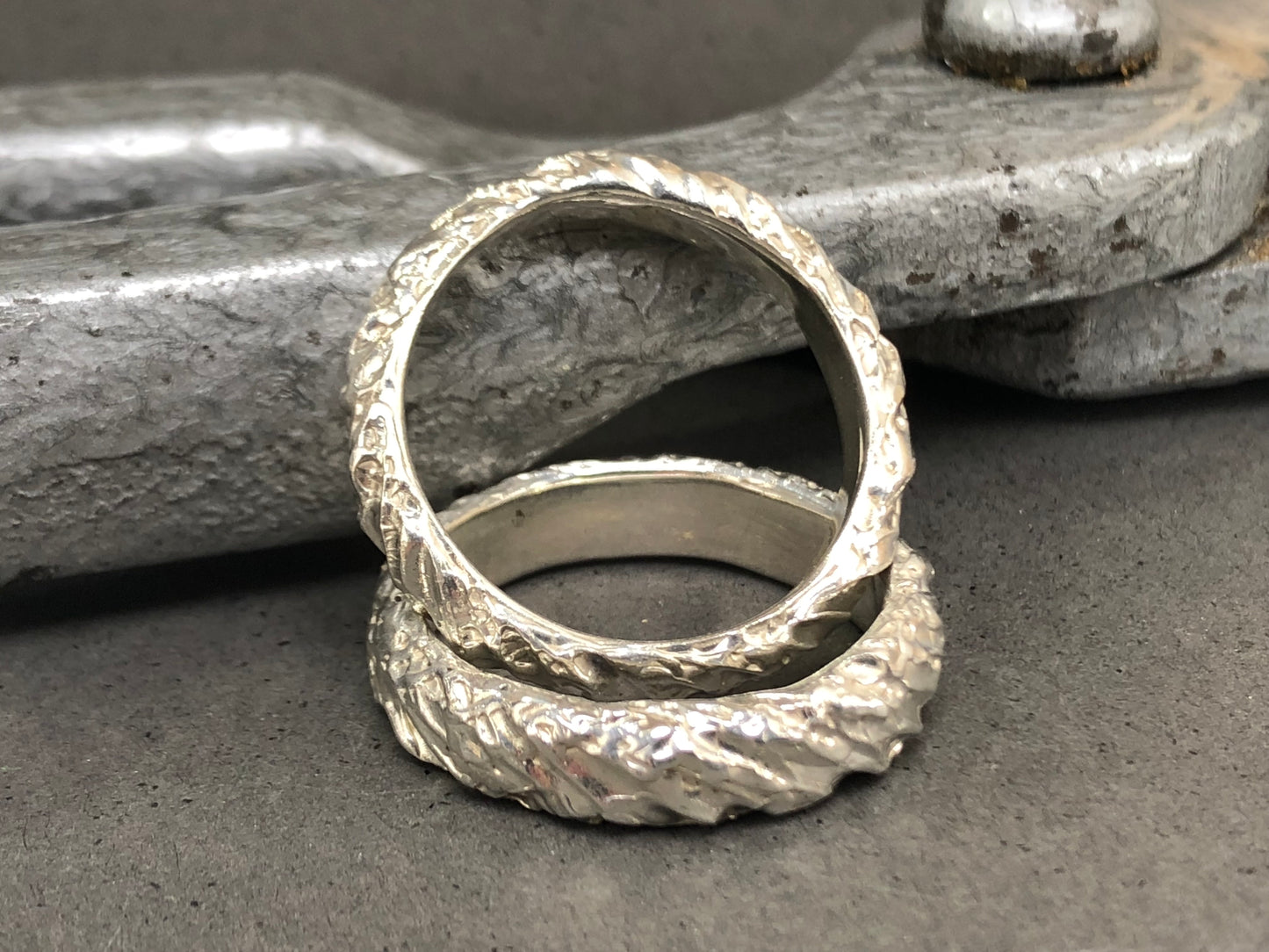Fedi "Stoneband" in argento