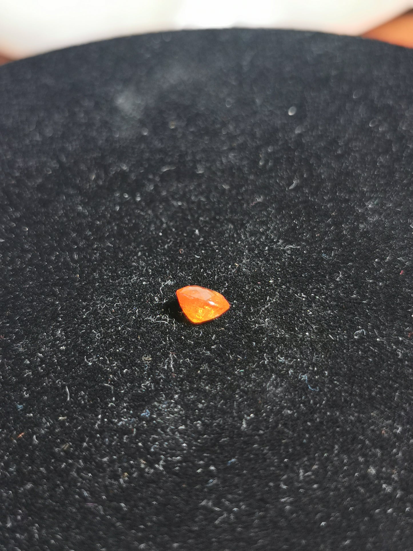 Granato Spessartina taglio ovale 1,86 ct