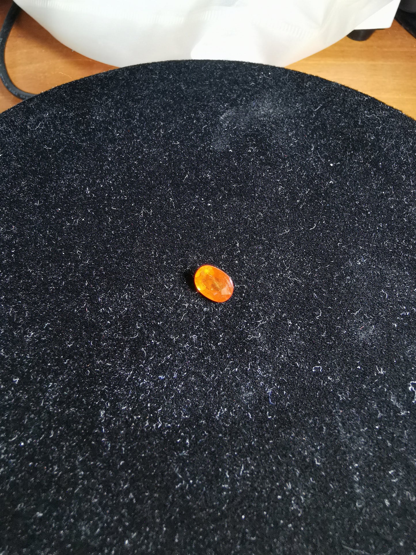 Granato Spessartina taglio ovale 2,15 ct