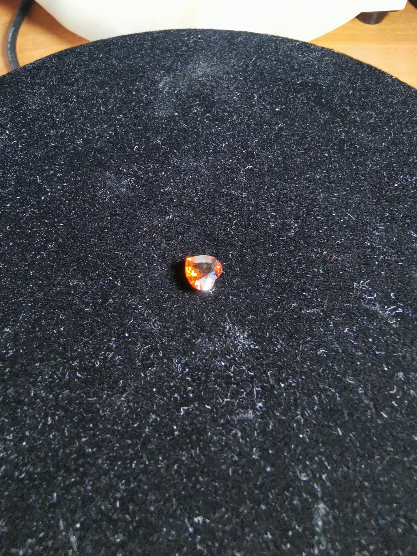 Zircone naturale taglio cuore 1,13 ct