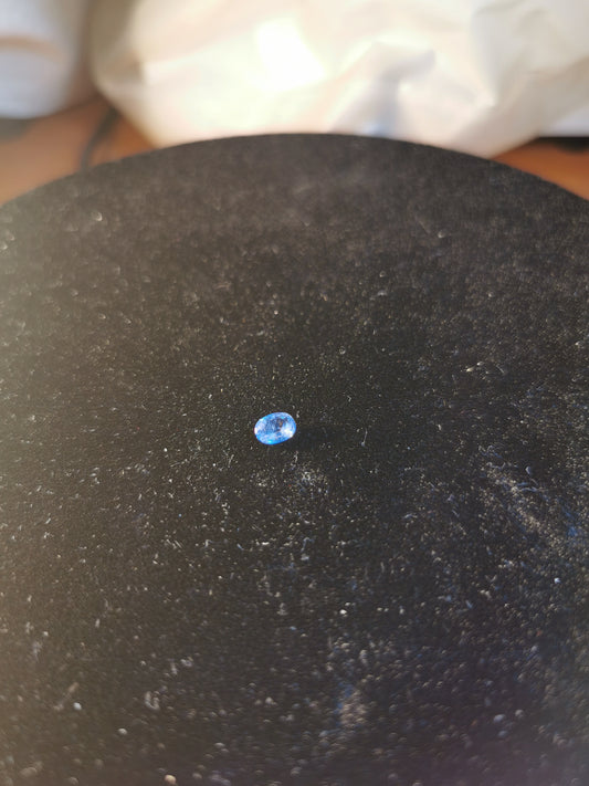 Zaffiro azzurro taglio ovale 0,53 ct