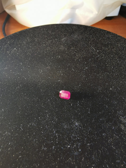 Zaffiro porpora taglio ottagonale 1,46 ct