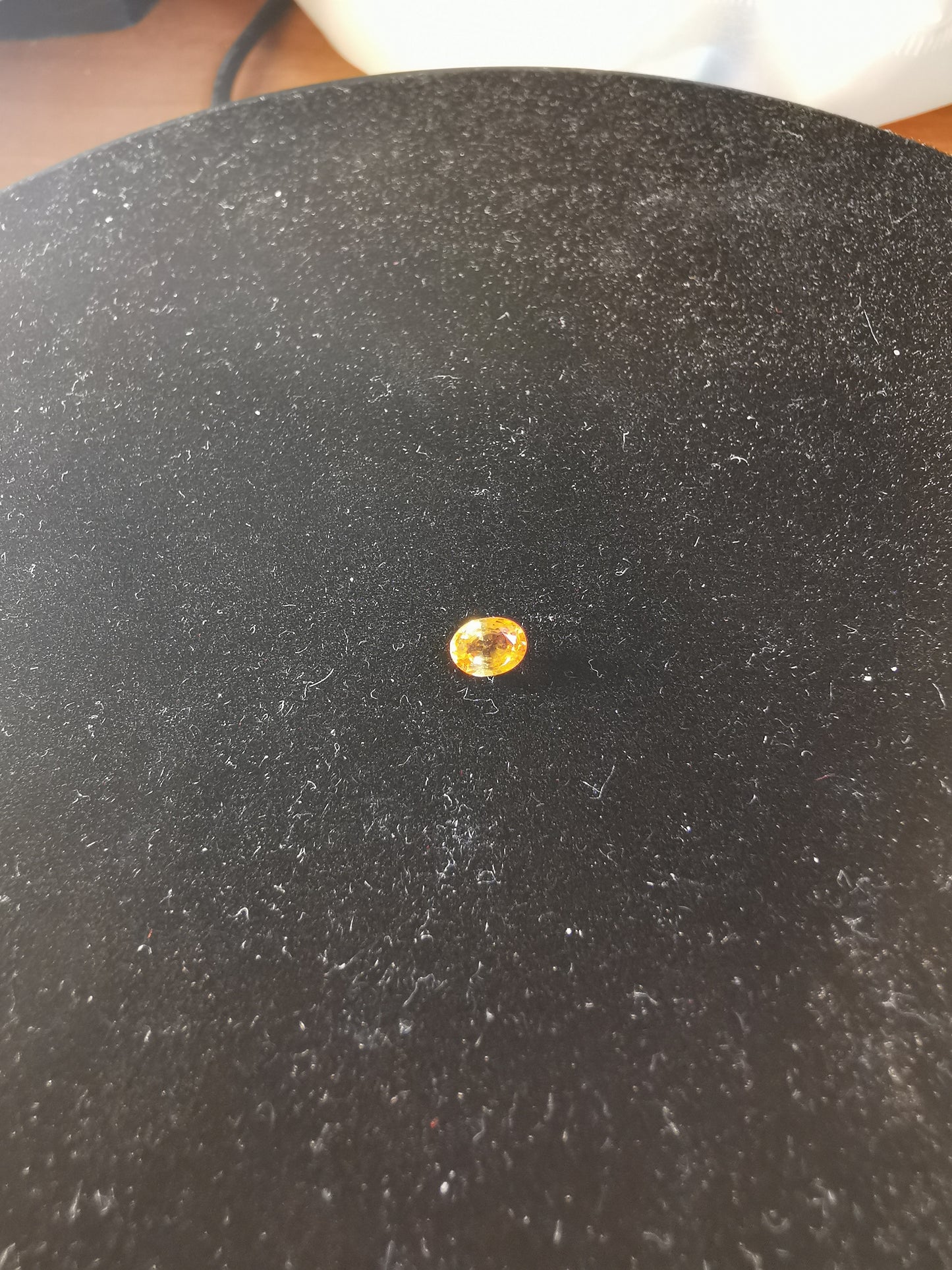 Zaffiro arancio taglio ovale 0,52 ct