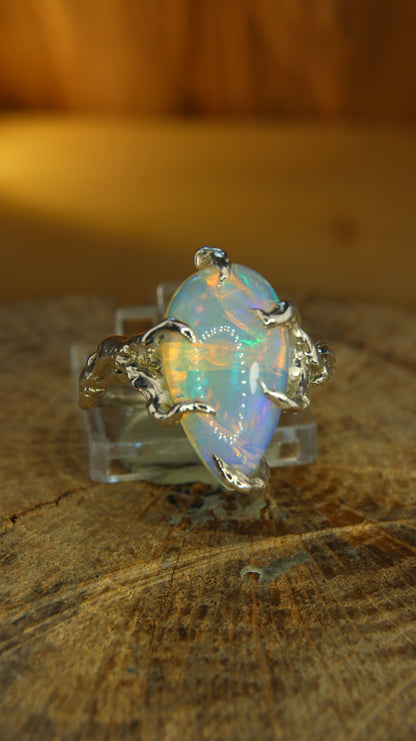 "Roots" ring with drop-shaped Ethiopian opal