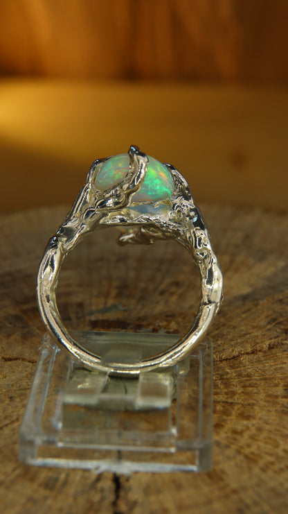 "Roots" ring with drop-shaped Ethiopian opal