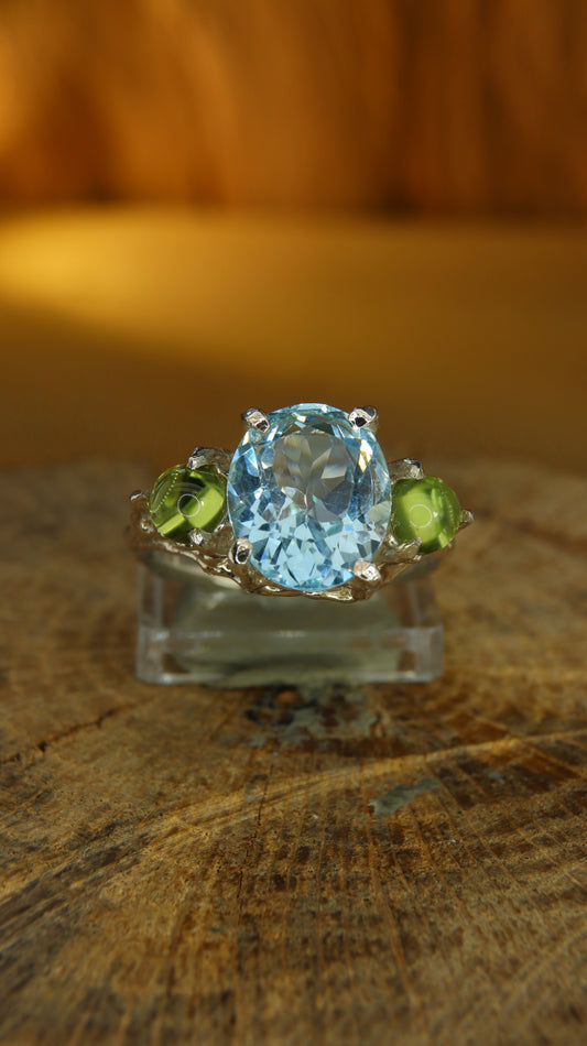 Trilogy centrale ovale topazio e peridoti cabochon