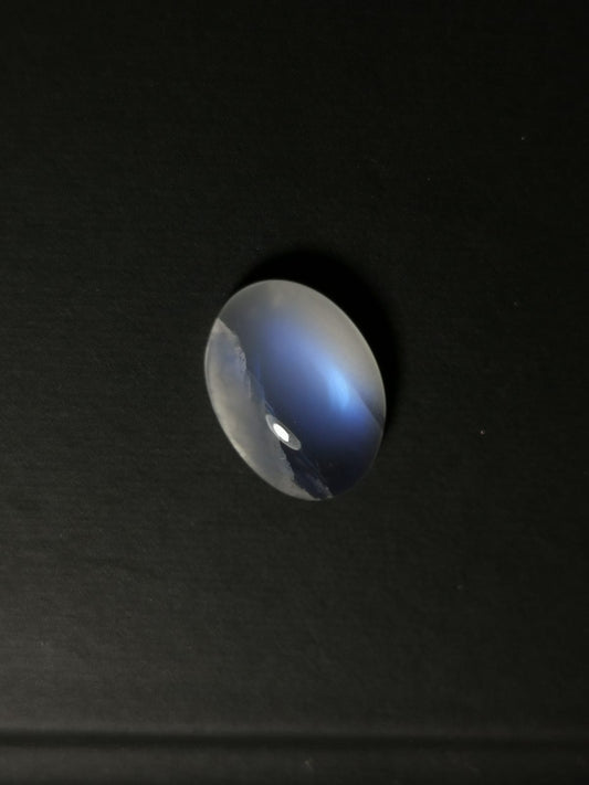 Adularia Pietra di Luna taglio ovale cabochon 9,37 ct