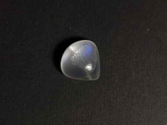 Adularia Pietra di Luna taglio goccia cabochon 1,97 ct