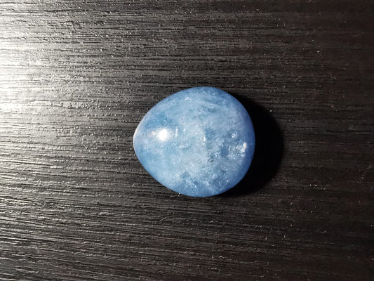 Acquamarina taglio cabochon goccia 12,74 ct