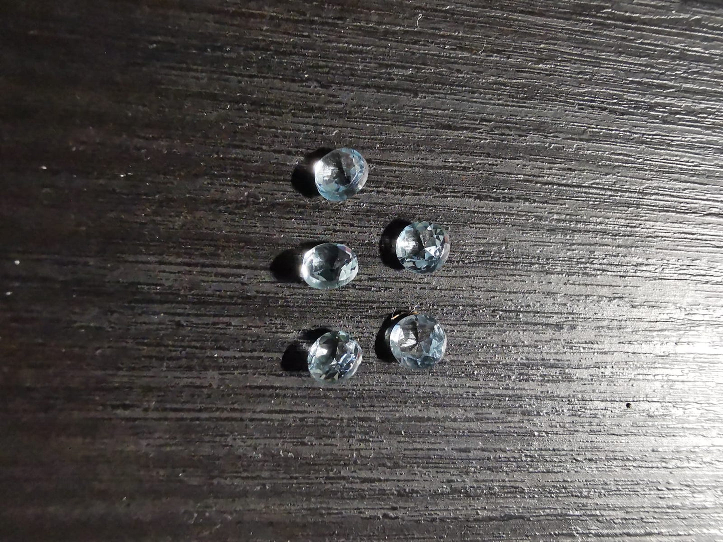Lotto di cinque Acquamarine taglio rotondo 0.83 ct totali