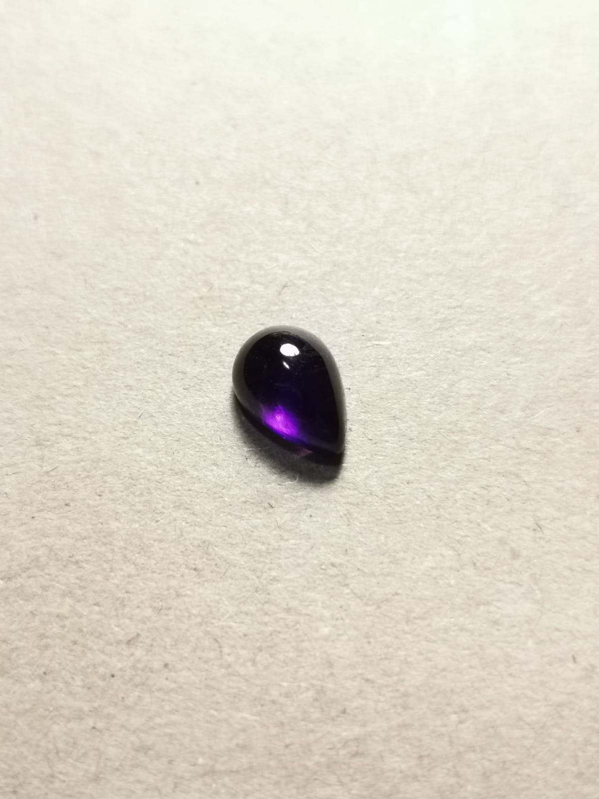 Ametista taglio goccia cabochon 2,01 ct