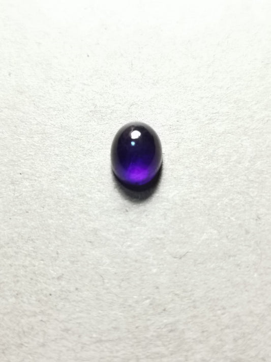 Ametista taglio ovale cabochon 2,44 ct