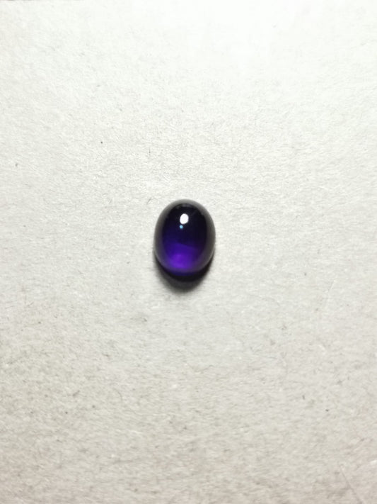 Ametista taglio ovale cabochon 3,03 ct