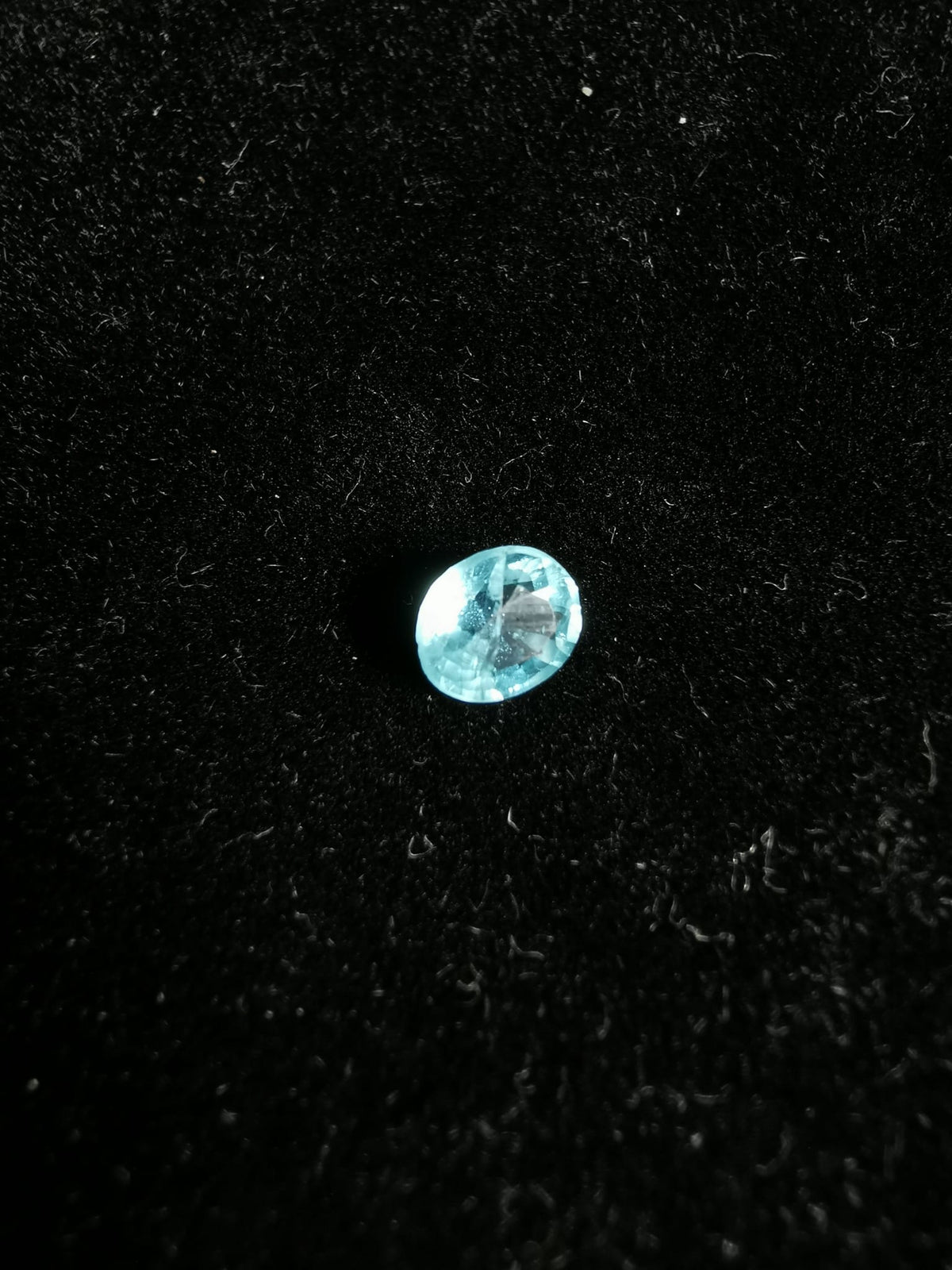 Apatite oval cut 1.45 ct