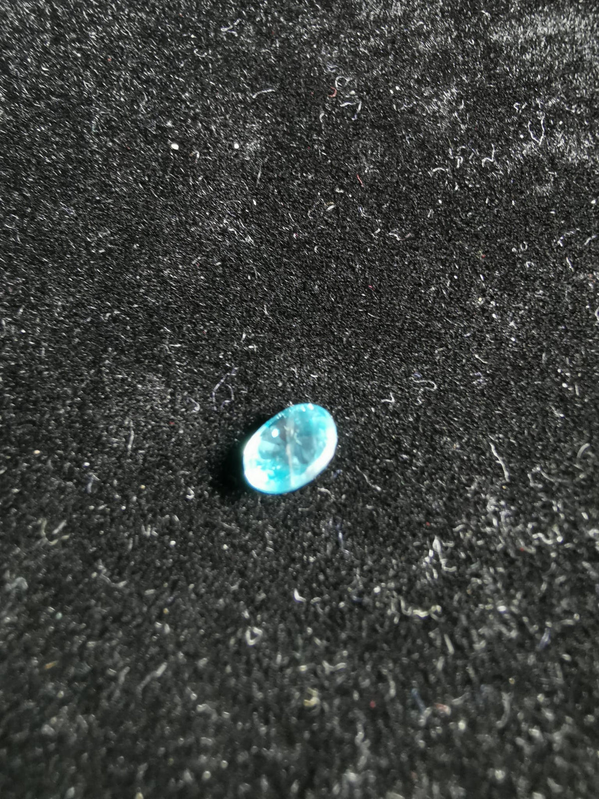 Apatite oval cut 1.45 ct