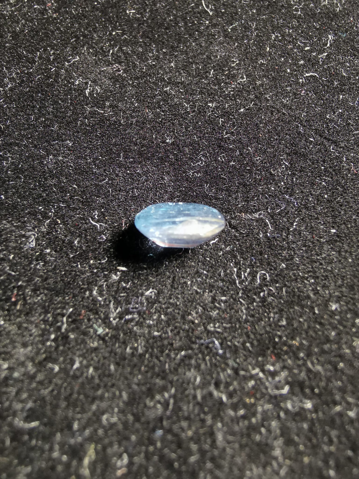 Cianite taglio ovale 2,32 ct