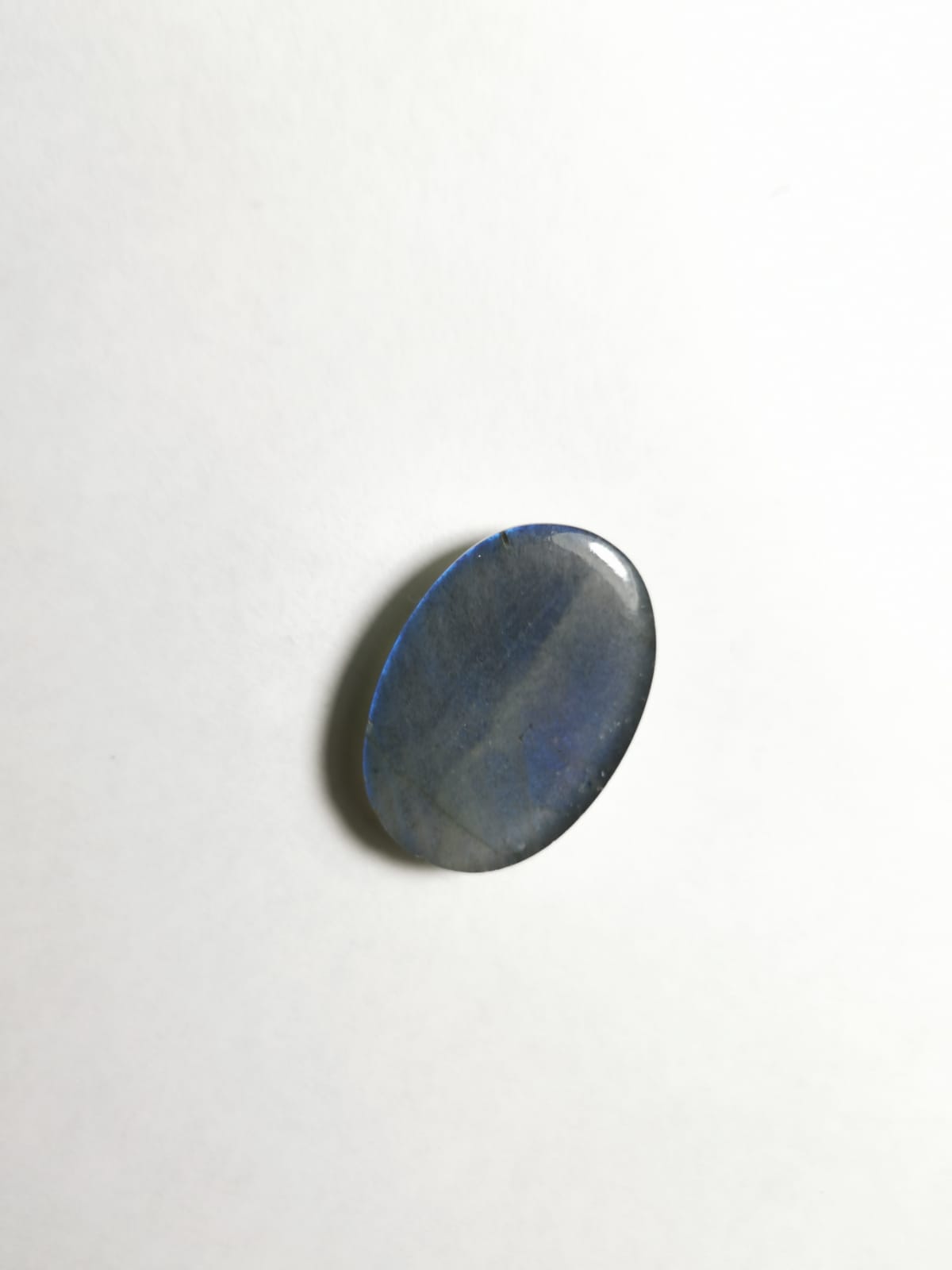 Labradorite taglio ovale cabochon 34,9 ct
